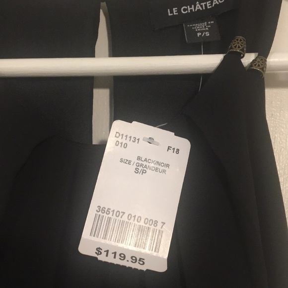 New⭐️ Le Château black gown - Picture 4 of 6